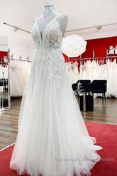Long A-line Sleeveless Tulle Lace Appliques Open Back Wedding Dress